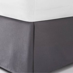 Room Essentials Queen Bedskirt